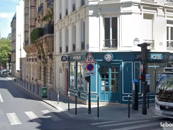 Local commercial 31 m² PARIS 15