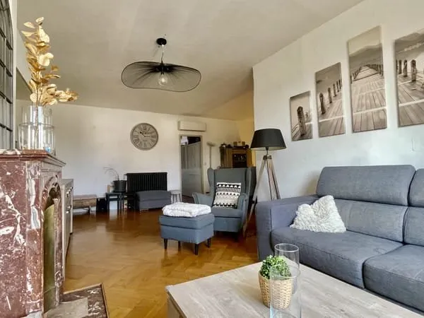 SUPERBE T3 TRAVERSANT / 84 M2 + CAVE / VISITE VIRTUELLE