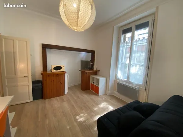 Studio meublé angers centre