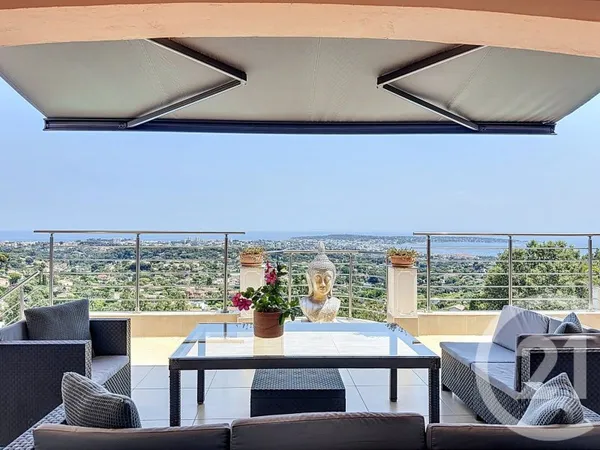 Maison 10 pièces 318 m²