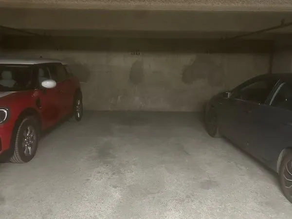 Place de parking à louer - Paris 14e (Alésia)