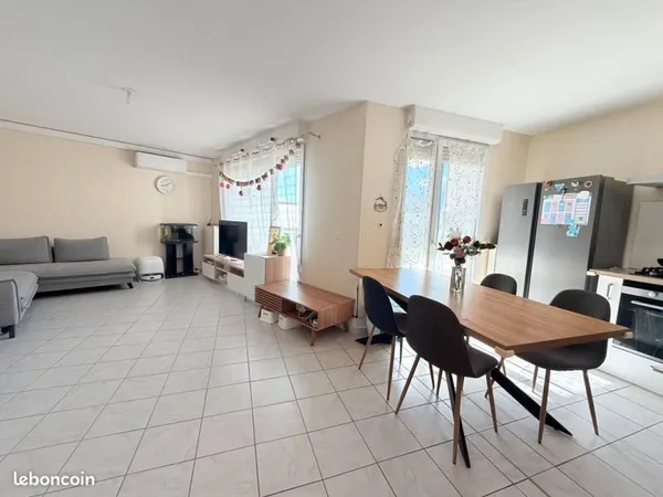 Croizat T3 lumineux avec terrasse 15 m² et vue montagnes - Emplacement exceptionnel