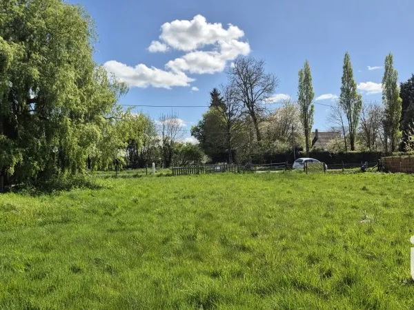Terrain 1408 m²