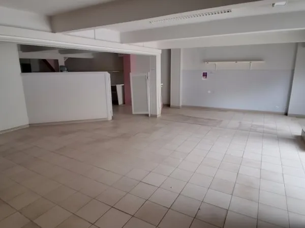 Local commercial 100 m²