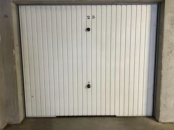 Garage/box 12 m² Loos