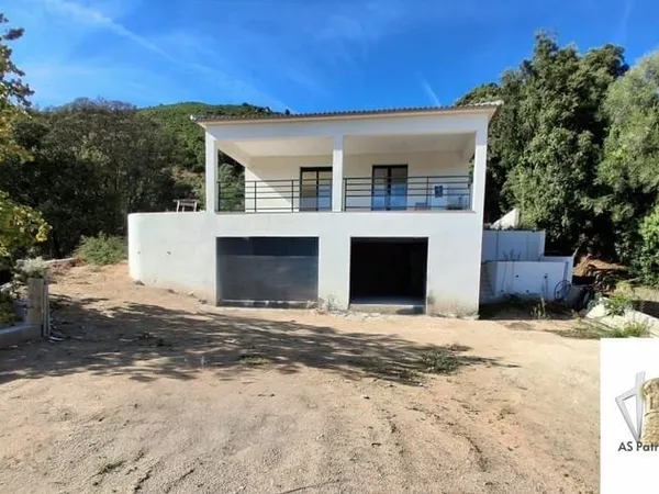 Maison - 130m ²