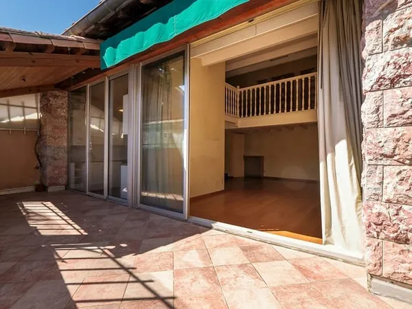 CARCASSONNE - BASTIDE Immeuble T4 + T2 195m² (155m² hab.) avec terrasse, ascenseur et garage