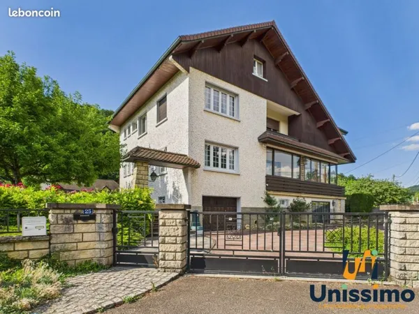 Propriété 11 pièces 295 m²