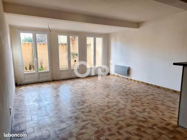 Immeuble 180 m²