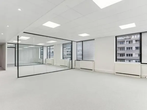 Bureaux 487 m²