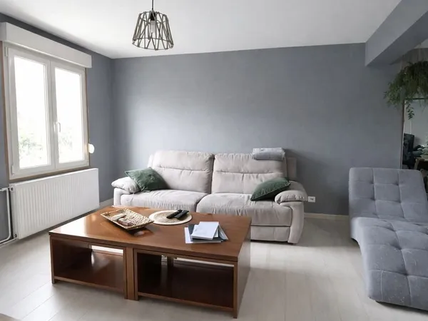 T3 80 m² 600e chauffage compris + place de parking