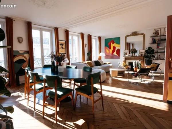 Superbe 4e étage pierre de taille - 97 m² rénové - Réception 42 m² - Charme & lumière