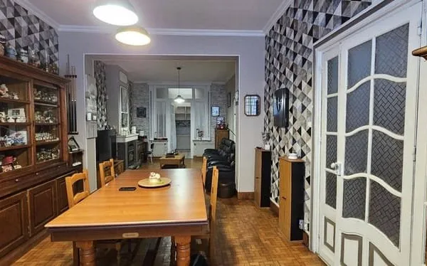 Maison 10 pièces 337 m²