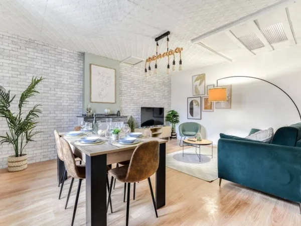 Immeuble 307 m²