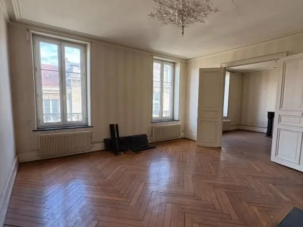 Appartement 3 pièces 102 m²