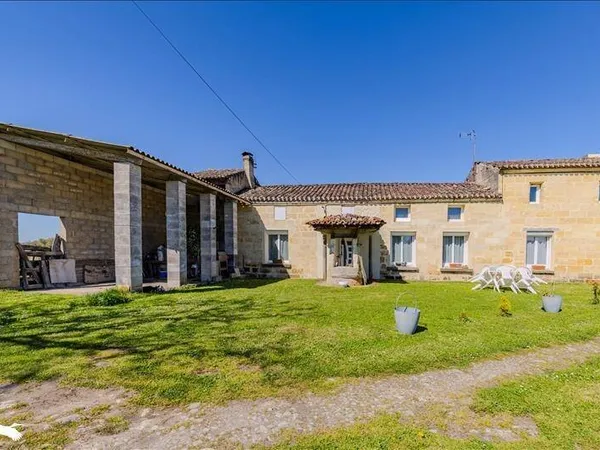 Maison 6 pièces 170 m²