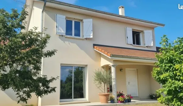 Maison 6 pièces 145 m²