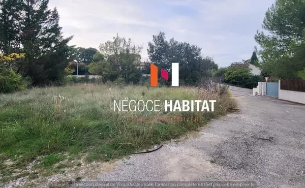 SUR LA COMMUNE DE LECQUES TERRAIN A BATIR DE 986M2 HORS LOTI