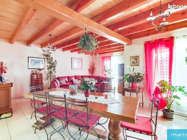 Tres belle maison