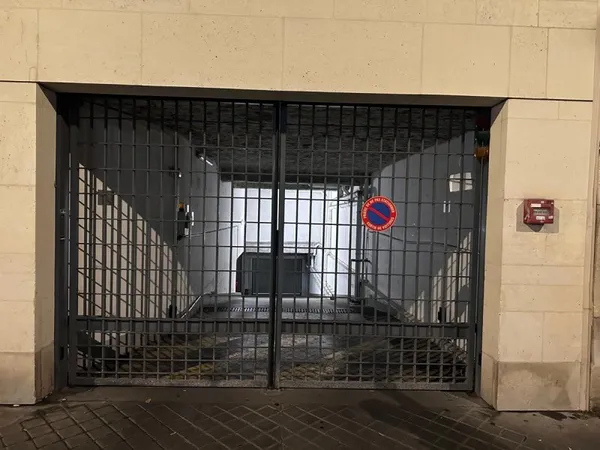 Parking à louer Paris 17ème