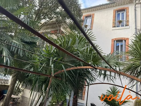 Réf : VICOMTESSE - CARCASSONNE PALAIS - Maison de ville de 256m² hab. avec jardin et garage