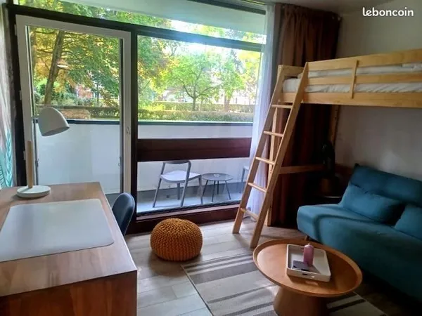 LILLE ST MAUR - Superbe T1 meublé et rénové env. 23 m² - Terrasse