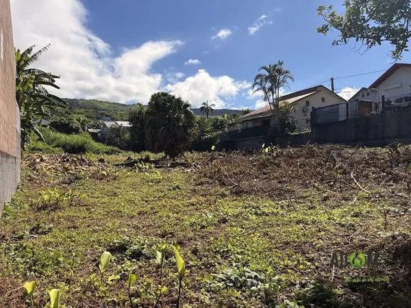 Terrain à bâtir 1062 m²