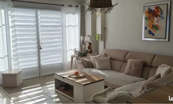 Maison Location Vouillé 4p 84m² 790€