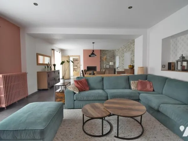 Maison 5 pièces 180 m²