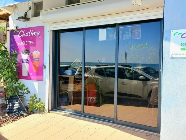 Local commercial 80 m²