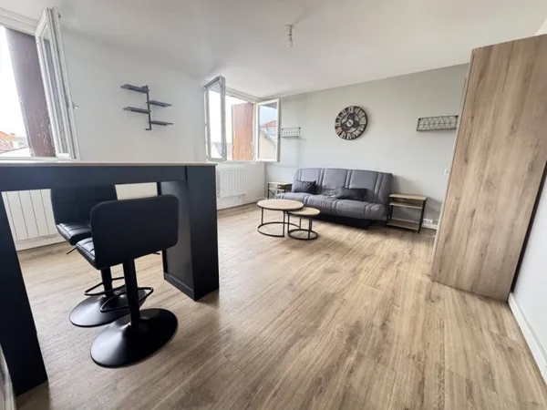 Studio 1 pièce 18 m²