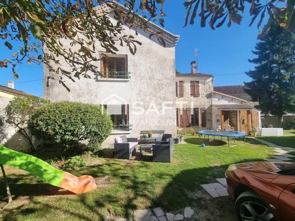 Maison + jardin agréable - Bazauges