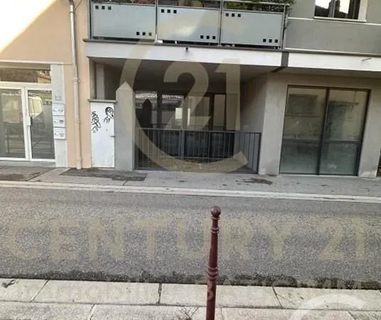 Bureaux 136 m²
