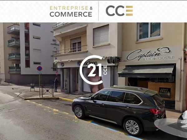 Local commercial Saint Raphael 50 m2