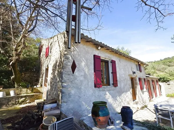 A vendre mas en pierre de 135 m2 habitable