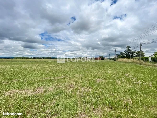 Terrain 901 m² VILLEMUR SUR TARN