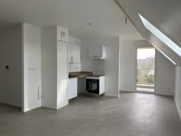 À LOUER - APPARTEMENT T2 - CHANCEAUX-SUR-CHOISILLE (37)