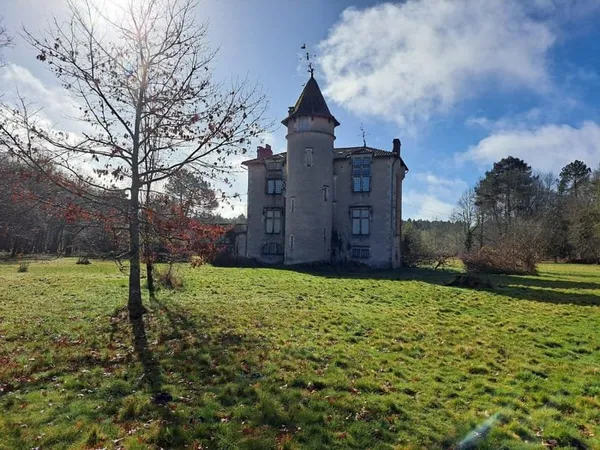 Maison 10 pièces 298 m²
