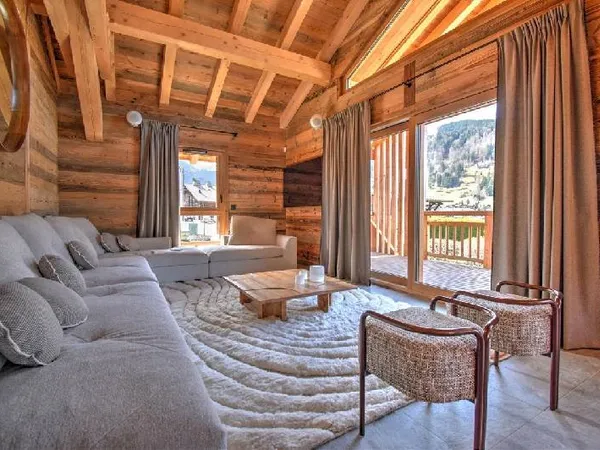 Maison 7 pièces 205 m²