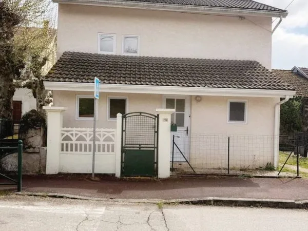 Maison de village au coeur d'Optevoz