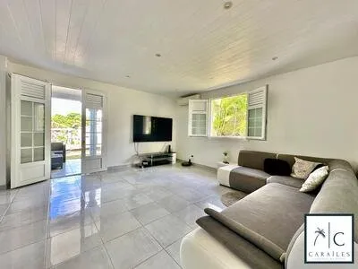 Charmante maison 4 pièces de 97 m² (année 2020) - Grand terrain et confort moderne