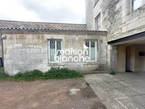 Local 48 m²
