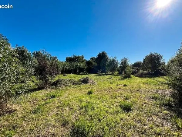 Terrain 1 779 m² Montgiscard