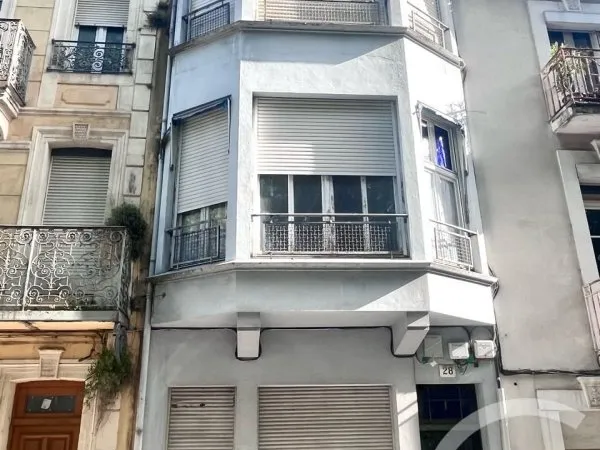 Achat : Maison (11000)