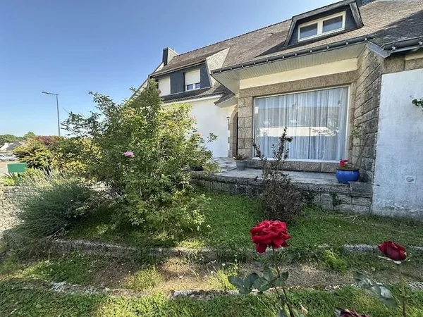 Maison 6 pièces 234 m²
