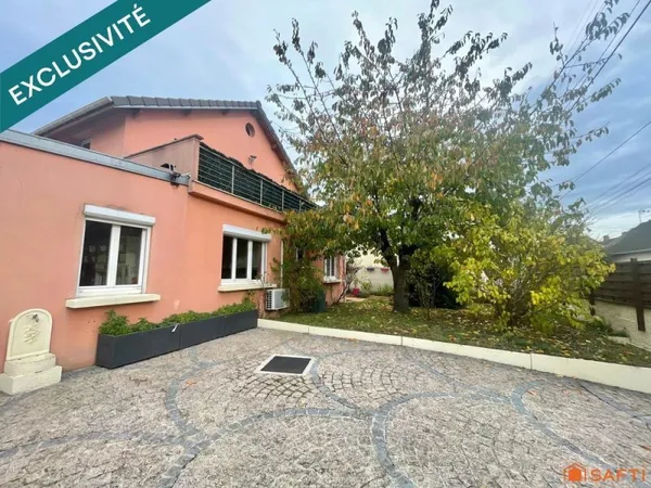 Maison familiale 6 pièces proche gare et toute commodités