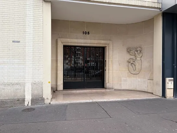 Appartement Paris 5pièce(s) 141 m2 carrez ( balcon5 m2)