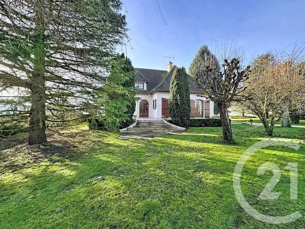 Maison 6 pièces 196 m²