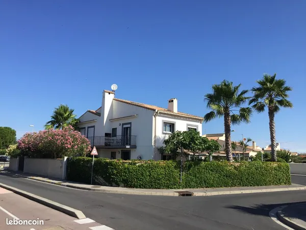 Propriété avec 2 habitations indépendantes + piscine - idéal famille ou projet mixte
