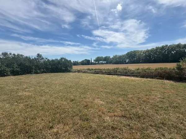 Terrain 1380 m²